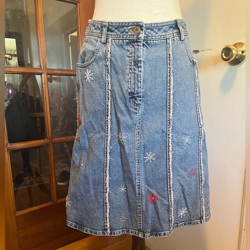 Y2K Vintage DKNY Floral Embroidered Midi Skirt